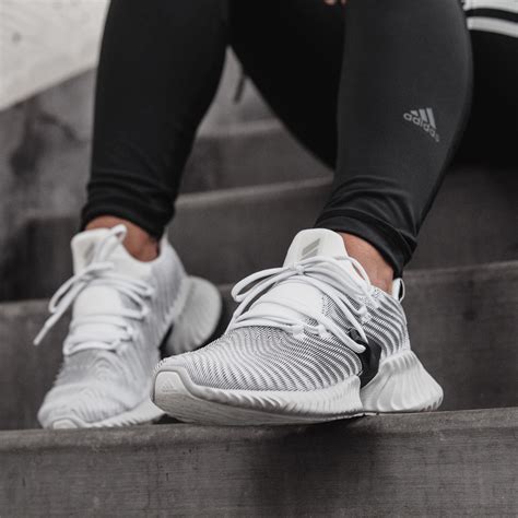 adidas alphabounce instinct weiß|adidas women's alphabounce instinct review.